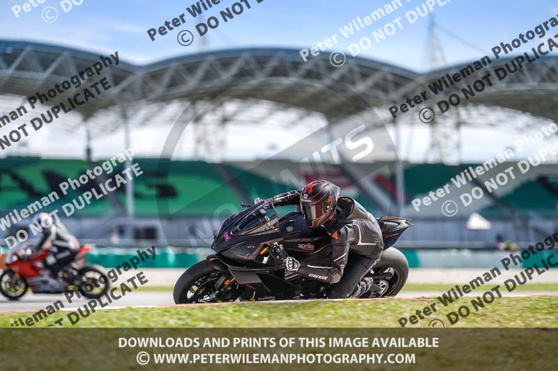 Sepang;event digital images;motorbikes;no limits;peter wileman photography;trackday;trackday digital images